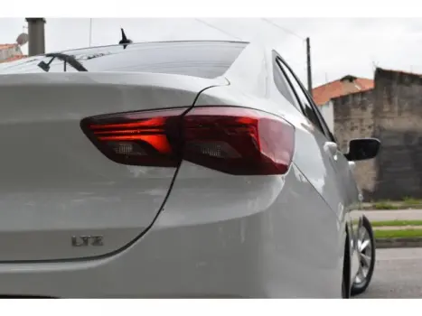 ONIX - 1.0 TURBO PLUS LTZ AUTOMÁTICO