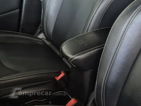 RENEGADE 1.3 T270 TURBO FLEX LONGITUDE AT6