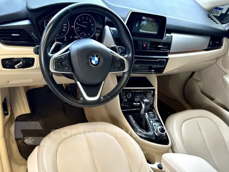 220i 2.0 CAT GP 16V TURBO ACTIVEFLEX 4P AUTOMÁTICO
