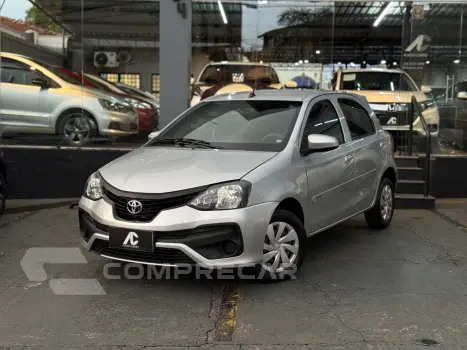 Toyota ETIOS X 1.3 Flex 16V 5p Aut. 4 portas