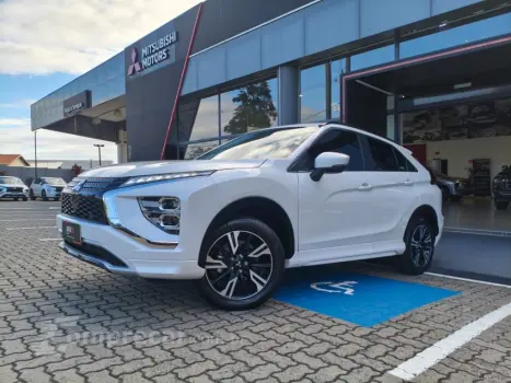 Mitsubishi ECLIPSE CROSS 1.5 Mivec Turbo HPE 4 portas