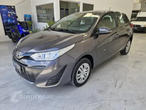 Toyota YARIS 1.3 16V XL Live 4 portas