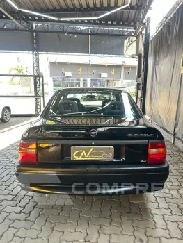 VECTRA 2.0 MPFI GLS 8V