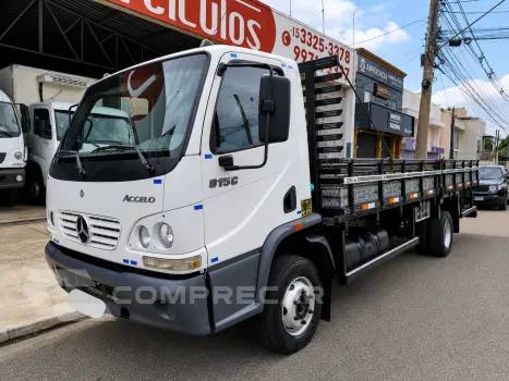 Accelo 915c + Carroceria