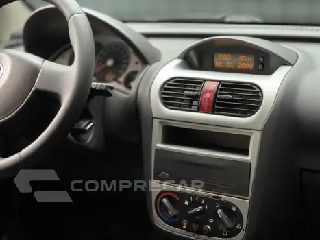 CORSA 1.4 MPFI PREMIUM SEDAN 8V FLEX 4P MANUAL
