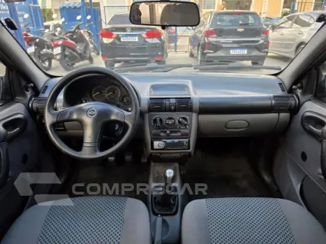CLASSIC - 1.0 MPFI VHCE 8V 4P MANUAL