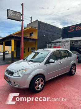 FIESTA 1.6 MPI Class Sedan 8V