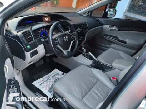 Civic 2.0 16V 4P LXR