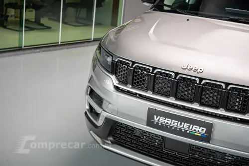 COMMANDER 1.3 T270 Turbo Limited