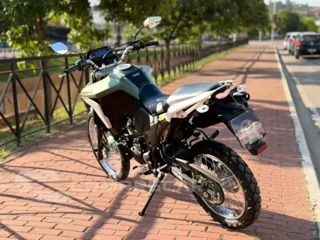 XTZ 250 LANDER