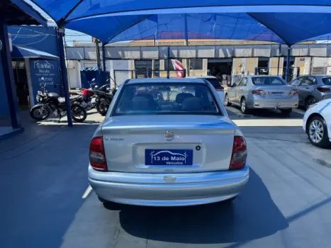 CLASSIC - 1.0 MPFI SPIRIT 8V 4P MANUAL