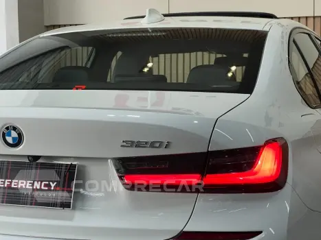 320i 2.0 16V TURBO GASOLINA M SPORT AUTOMÁTICO