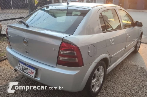 ASTRA 2.0 MPFI Advantage 8V