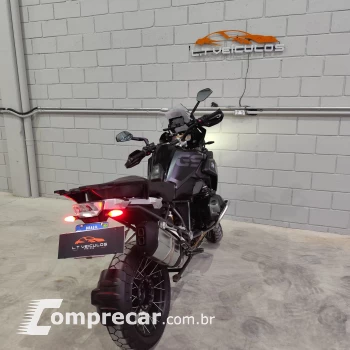 GS 1250 TRIPLEBLACK