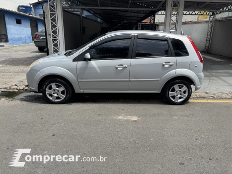 FORD FIESTA 1.6 MPI Class Hatch 8V 4 portas