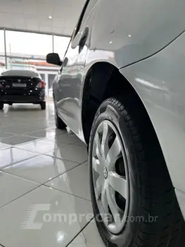 LOGAN 1.0 Authentique 16V