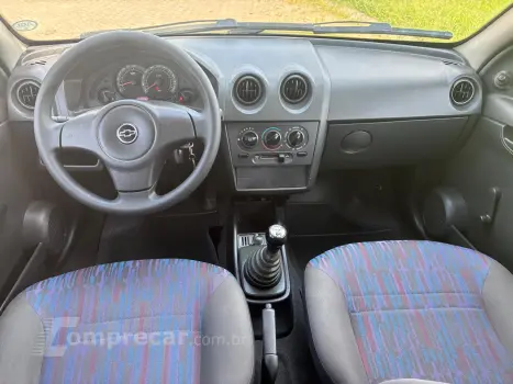 CELTA 1.0 MPFI Life 8V