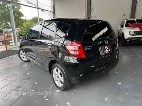 FIT 1.4 LX 16V FLEX 4P AUTOMÁTICO