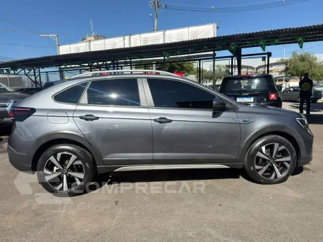 Nivus 1.0 4P FLEX 200 TSI HIGHLINE TURBO AUTOMÁTICO