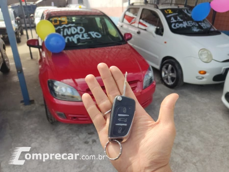 CELTA 1.0 MPFI Life 8V