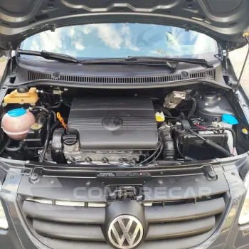 Fox Plus 1.0Mi/ 1.0Mi Total Flex 8V 4p