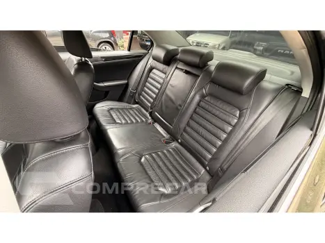 JETTA 2.0 TSI HIGHLINE 211CV GASOLINA 4P TIPTRONIC