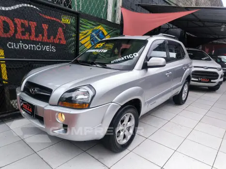 Hyundai TUCSON 2.0 MPFI GLS 16V 143cv 2WD 4 portas