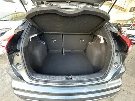 KICKS Active 1.6 16V Flex Aut.