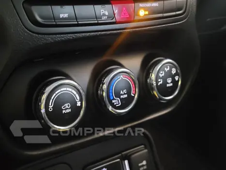 Renegade 1.8 4x2 Flex 16V Mec.