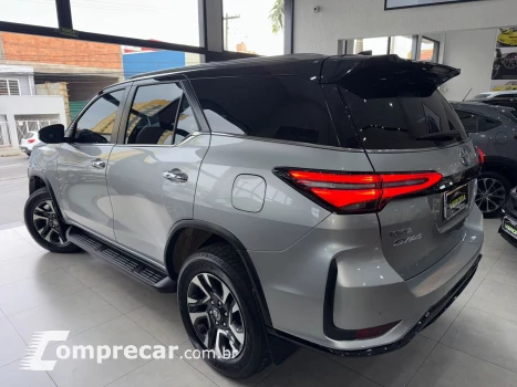 HILUX SW4 2.8 SRX Diamond 4X4 7 Lugares 16V Turbo Intercoole