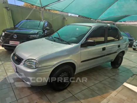 CLASSIC - 1.0 MPFI LIFE 8V 4P MANUAL