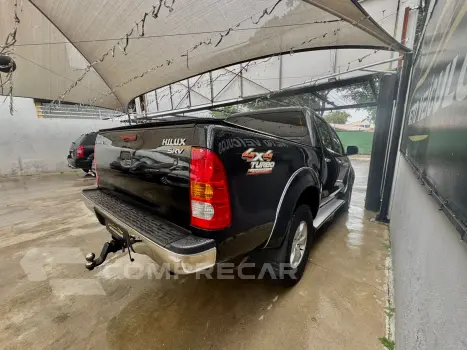 HILUX 2.4 4X4 8V