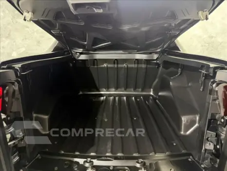 TORO 2.0 16V Turbo Ultra 4WD