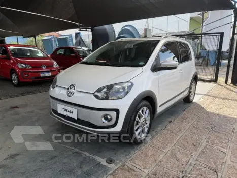 Volkswagen CROSS UP - 1.0 MPI 12V 4P MANUAL 4 portas