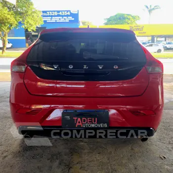 V40