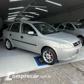 CORSA 1.8 MPFI Maxx Sedan 8V