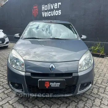 Renault SANDERO 1.6 Privilège 8V 4 portas