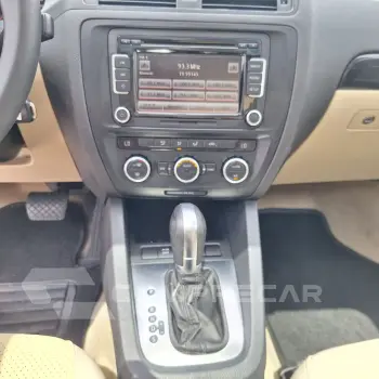 Jetta 2.0 4P FLEX COMFORTLINE TIPTRONIC AUTOMÁTICO