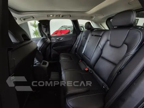XC60 2.0 T8 PHEV PLUS AWD GEARTRONIC