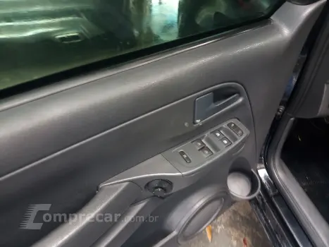 FOX 1.6 MI Sportline 8V