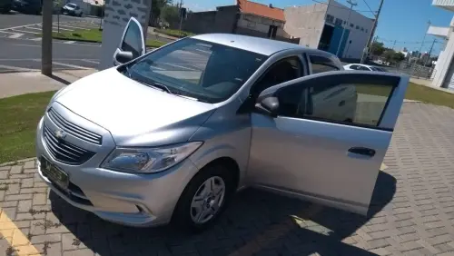 Onix Hatch LS 1.0 8V FlexPower 5P 2015