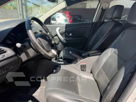 FLUENCE - 2.0 DYNAMIQUE 16V 4P AUTOMÁTICO