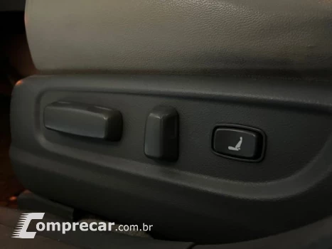 AZERA - 3.3 MPFI GLS SEDAN V6 24V 4P AUTOMÁTICO