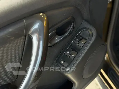 DUSTER TECHROAD 2.0 Hi-Flex 16V Aut.