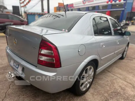 Astra Sed. Advant. 2.0 8V MPFI FlexP. 4p