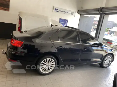 JETTA 2.0 TSI Highline 211cv