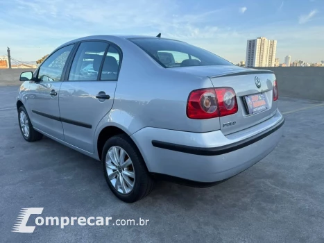 POLO SEDAN 1.6 8V