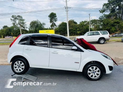 FIESTA 1.6 MPI Class Hatch 8V