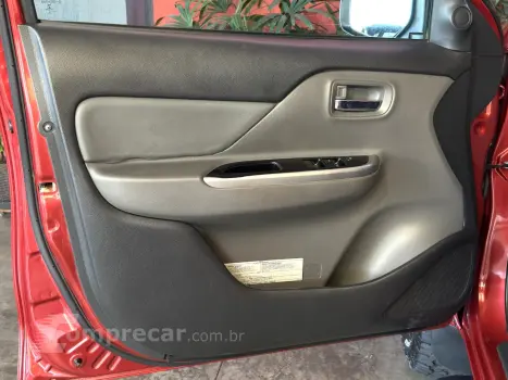 L200 TRITON 2.4 16V TURBO DIESEL SPORT HPE TOP CD 4P 4X4 AUT