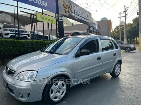 CHEVROLET CORSA 1.4 MPFI Maxx 8V 4 portas